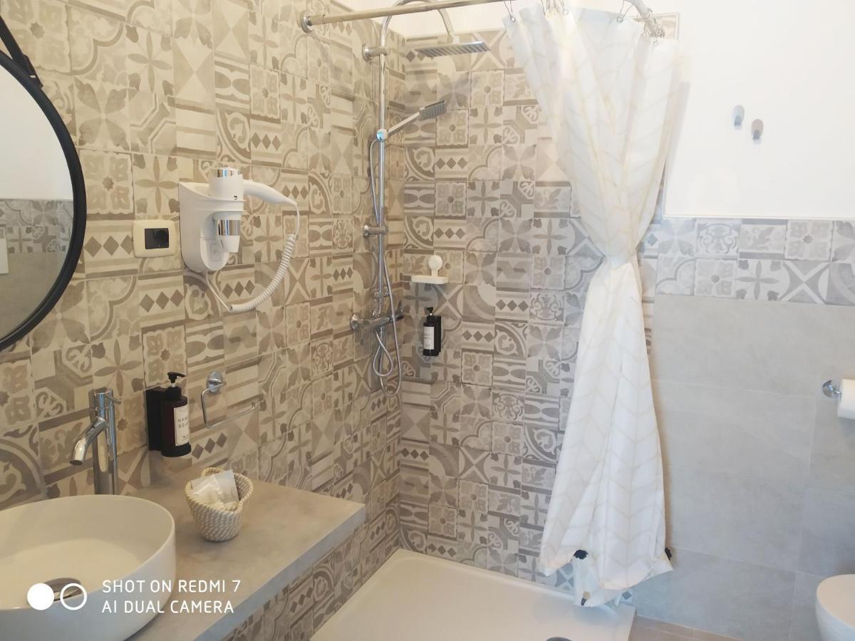Aurisa Apartment Барі Екстер'єр фото