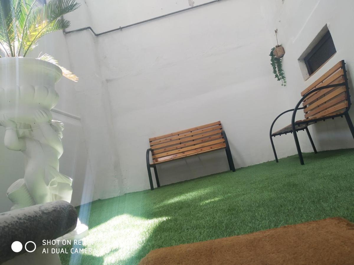 Aurisa Apartment Барі Екстер'єр фото