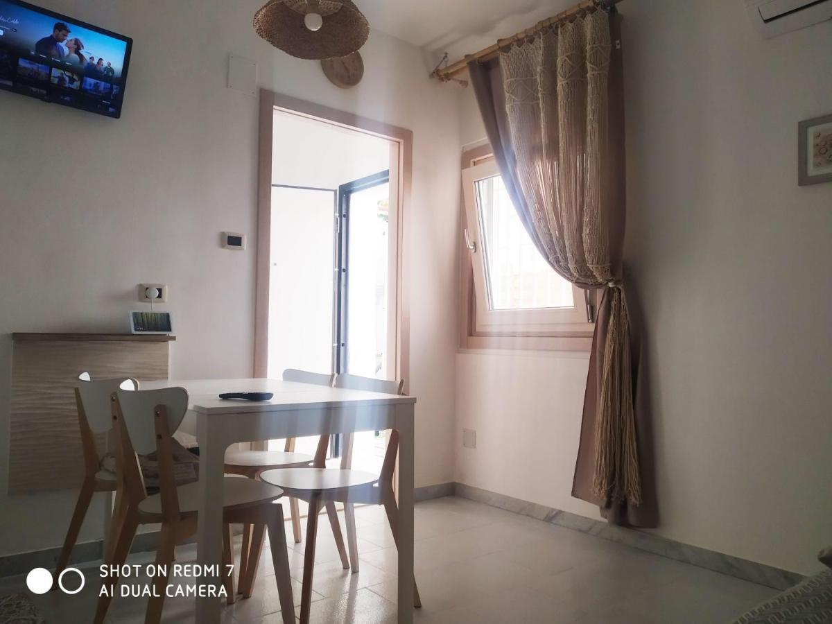 Aurisa Apartment Барі Екстер'єр фото