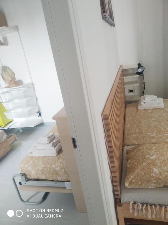 Aurisa Apartment Барі Екстер'єр фото